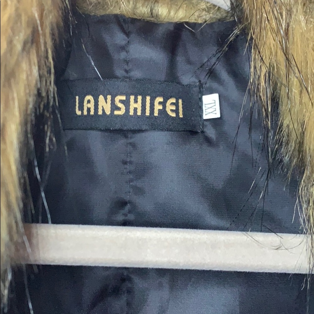 Lanshifei fur and faux leather vest - Picture 2 of 12